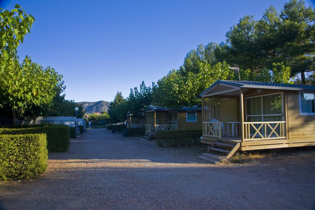 Montsant Park Camping & Bungalow Ulldemolins المظهر الخارجي الصورة