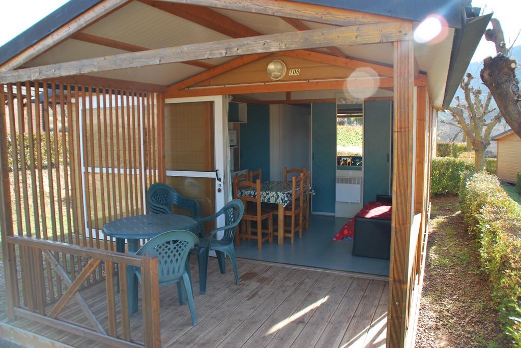 Montsant Park Camping & Bungalow Ulldemolins الغرفة الصورة