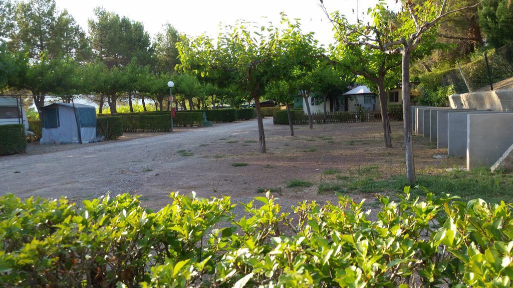 Montsant Park Camping & Bungalow Ulldemolins المظهر الخارجي الصورة