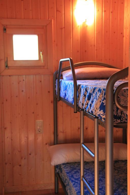 Montsant Park Camping & Bungalow Ulldemolins المظهر الخارجي الصورة