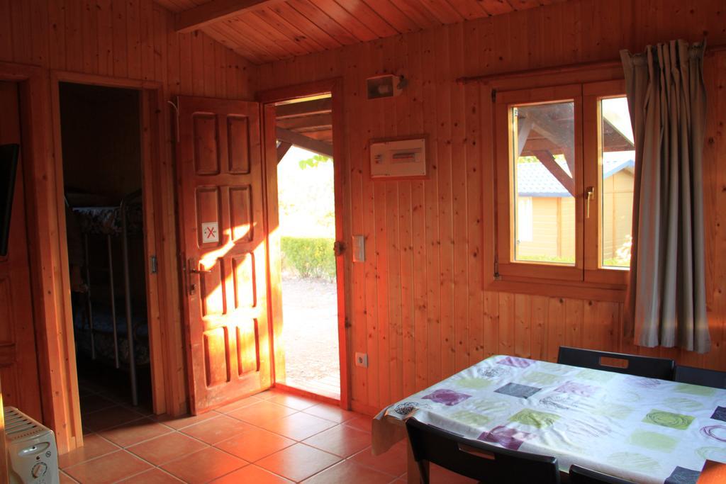 Montsant Park Camping & Bungalow Ulldemolins المظهر الخارجي الصورة